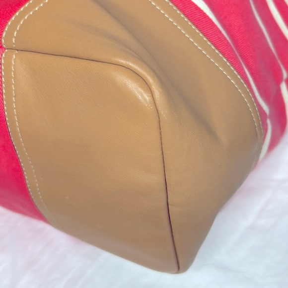 COACH HADLEY striped Coral and cream colored canvas large tote. - Picture 11 of 15